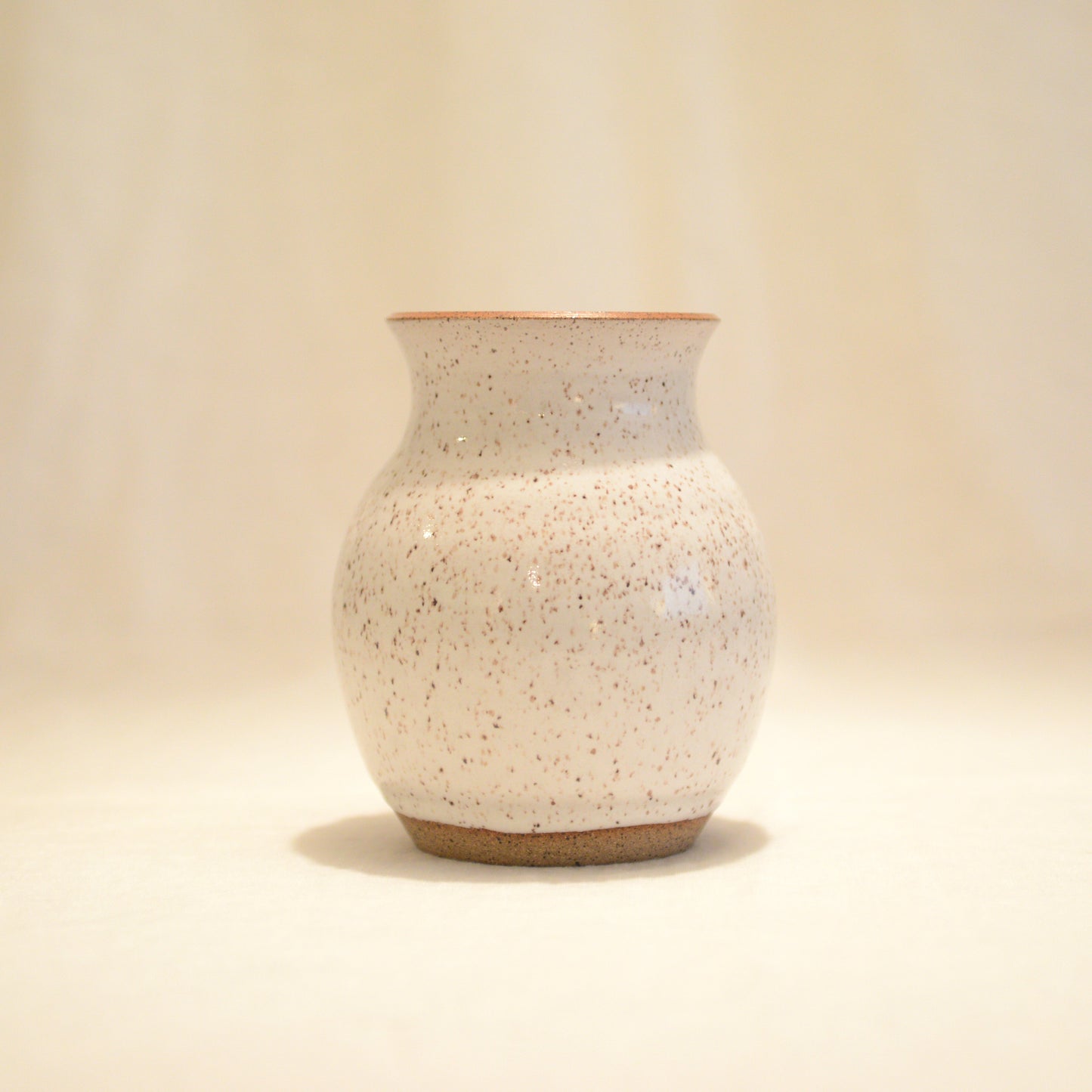 Medium Classic Vase